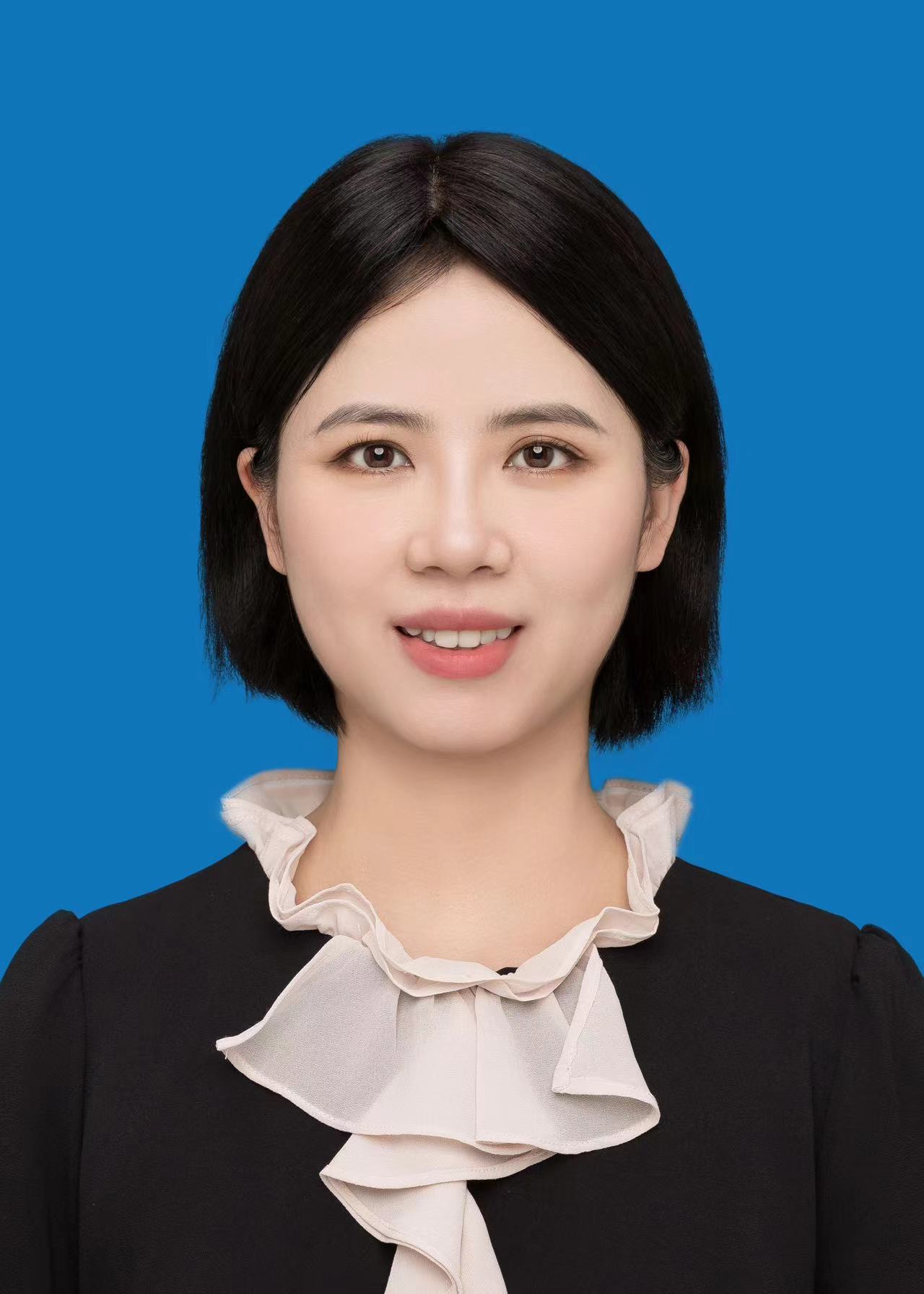白璇,教授
