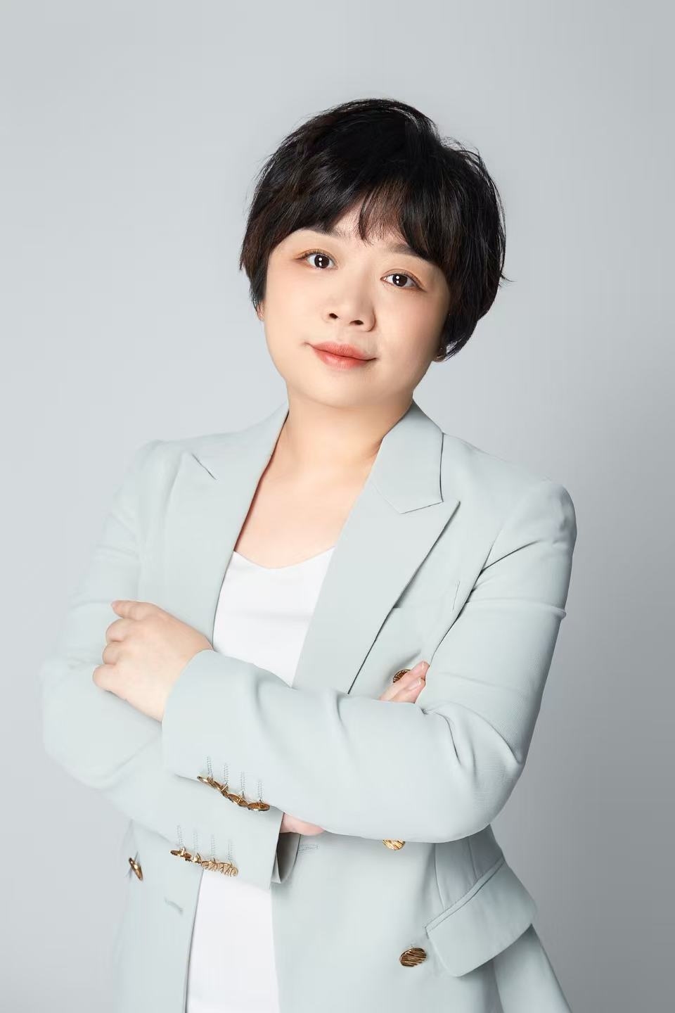何欣，教授
