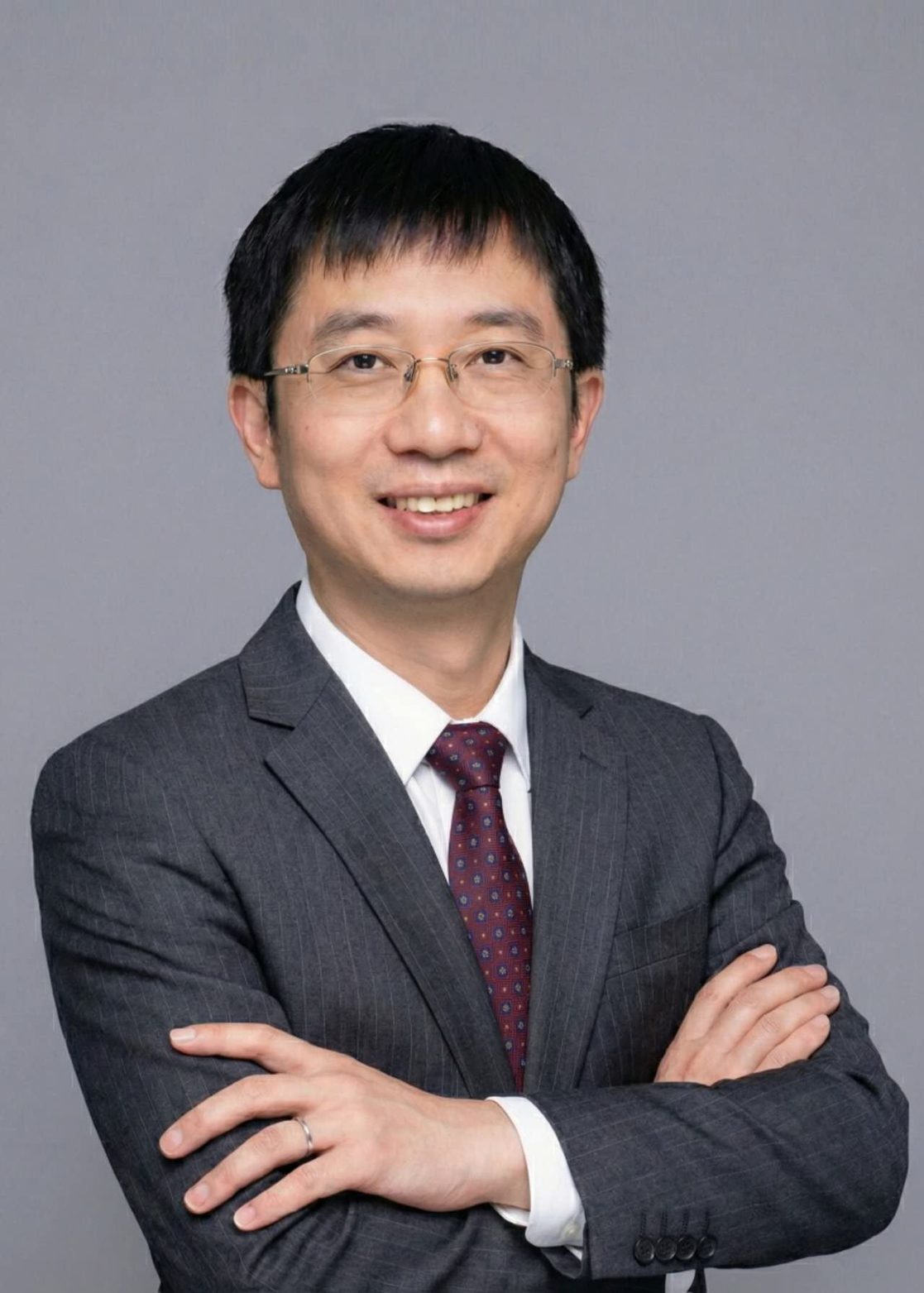罗川，教授