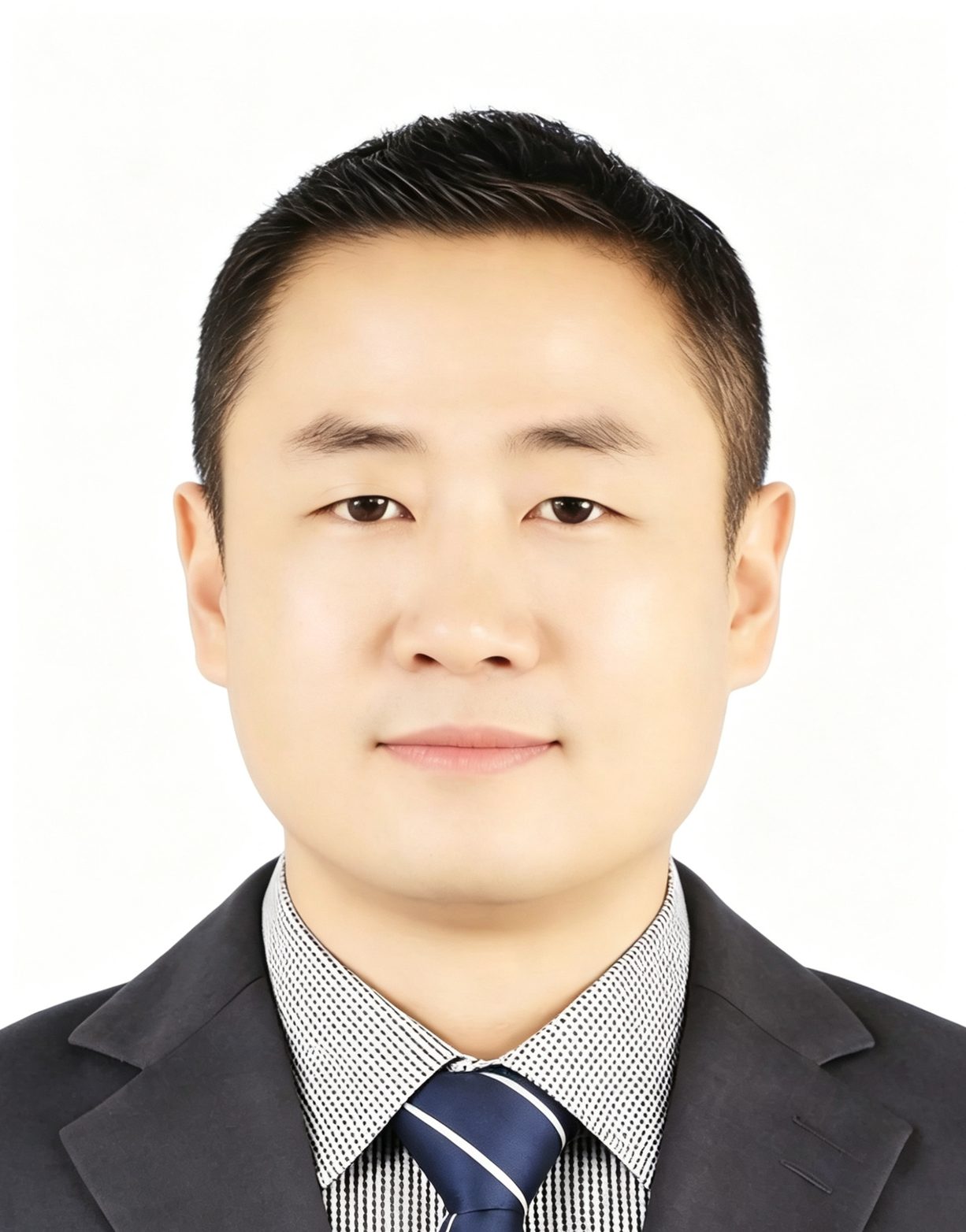 杨新，教授